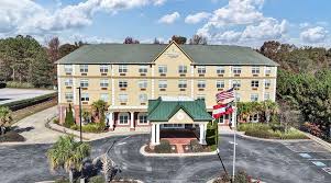 Country Inn & Suites